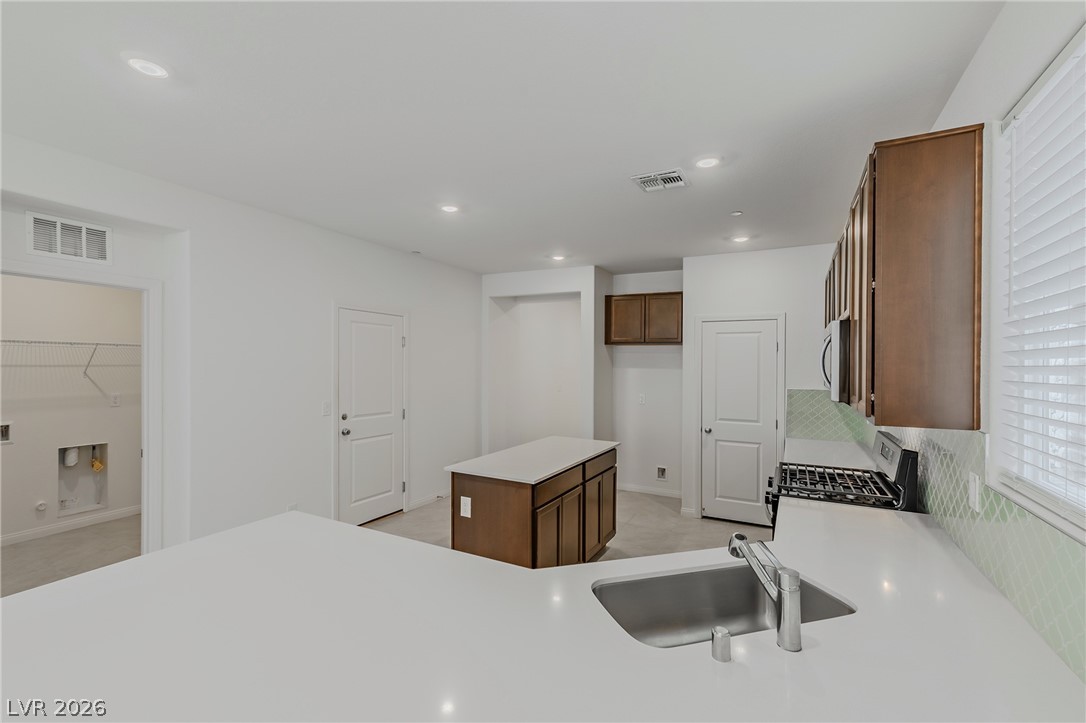 3765 Osiris Avenue Henderson NV 89044