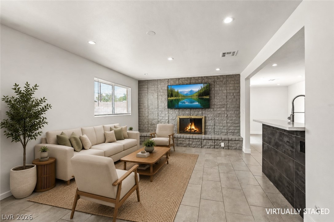 712 Harper Circle Las Vegas NV 89107