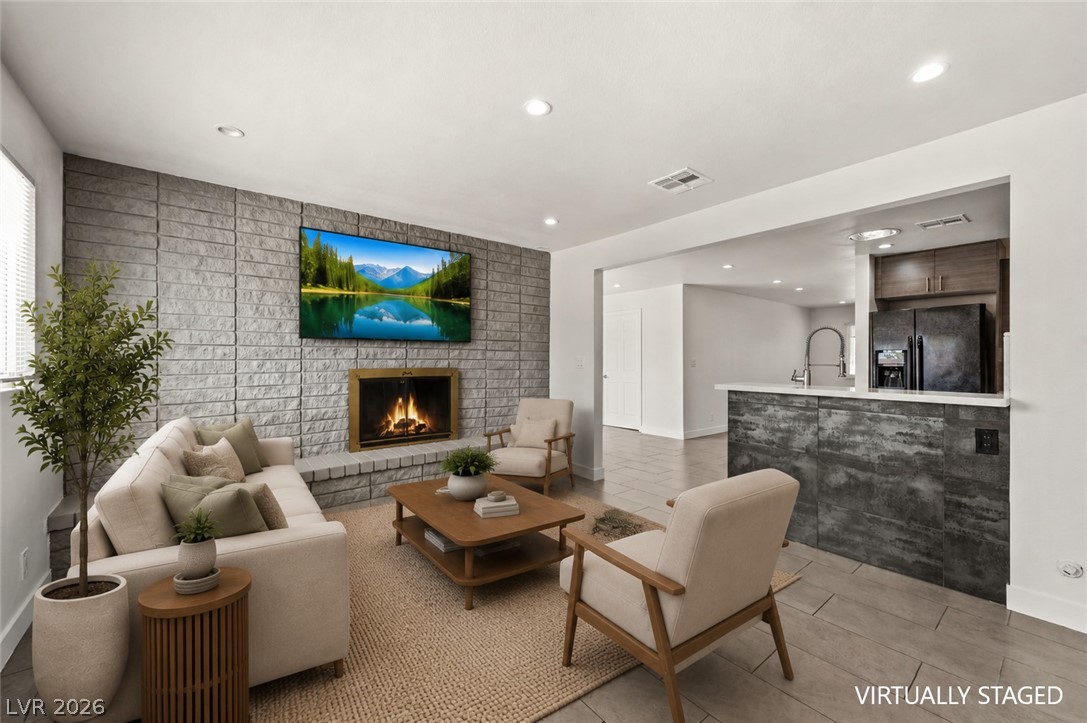 712 Harper Circle Las Vegas NV 89107