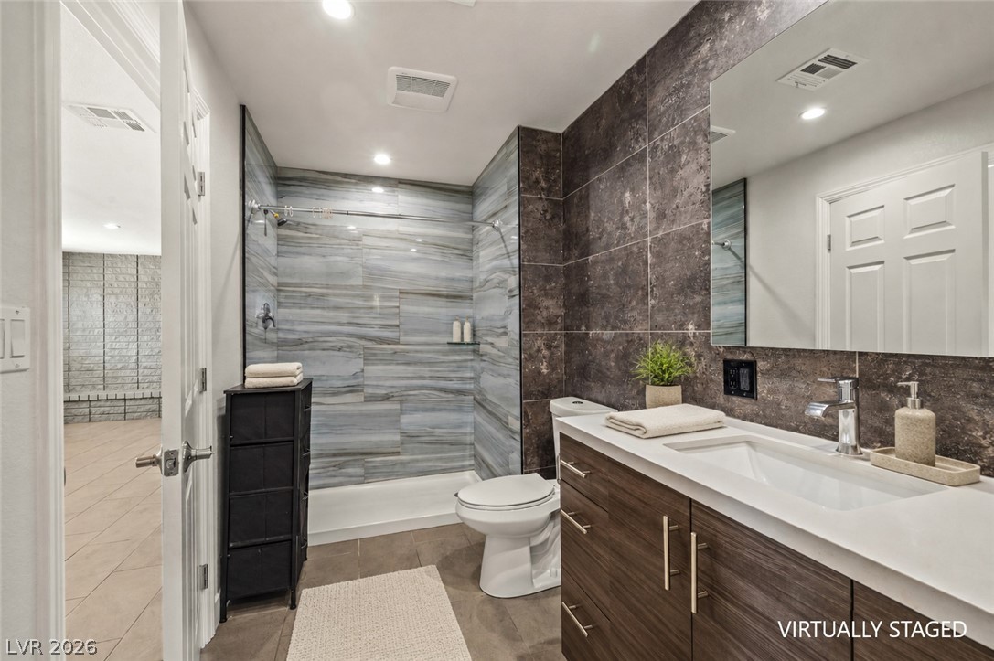 712 Harper Circle Las Vegas NV 89107
