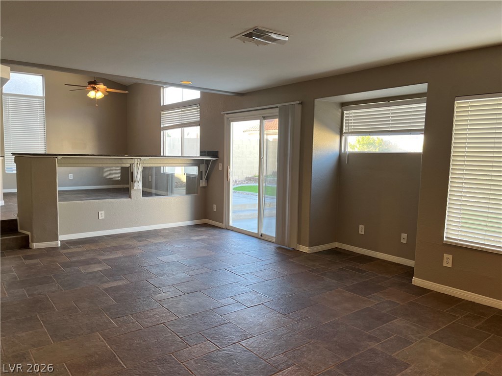 8724 Country Pines Avenue Las Vegas NV 89129