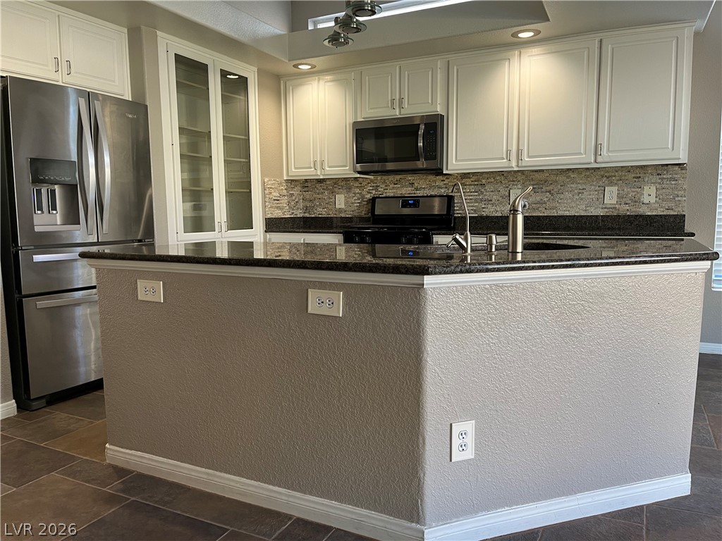 8724 Country Pines Avenue Las Vegas NV 89129