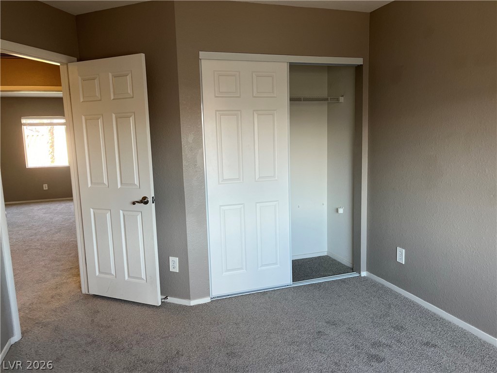8724 Country Pines Avenue Las Vegas NV 89129