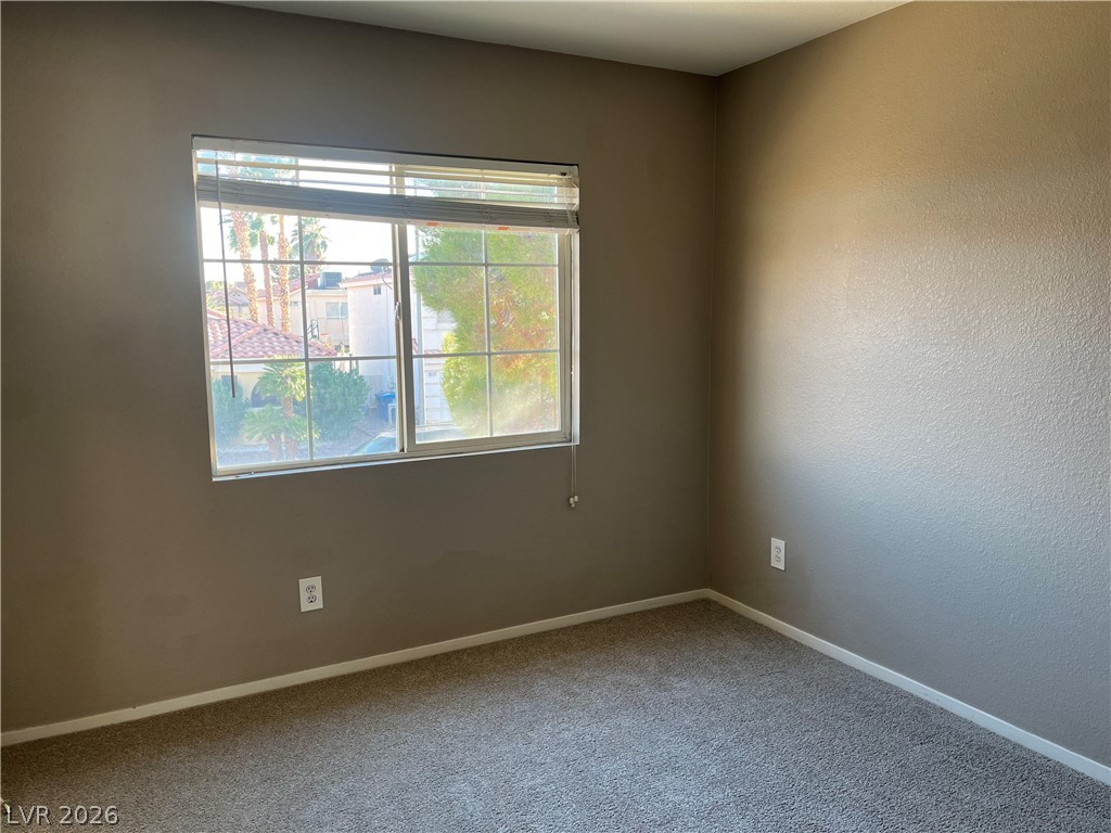 8724 Country Pines Avenue Las Vegas NV 89129