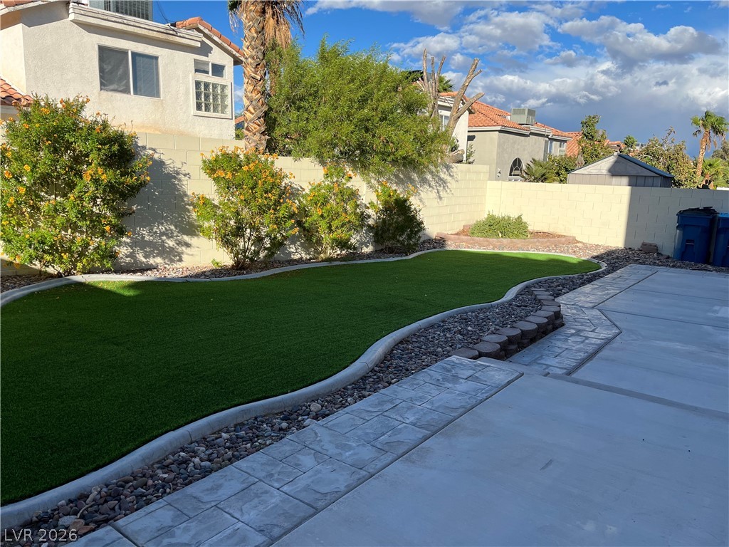8724 Country Pines Avenue Las Vegas NV 89129