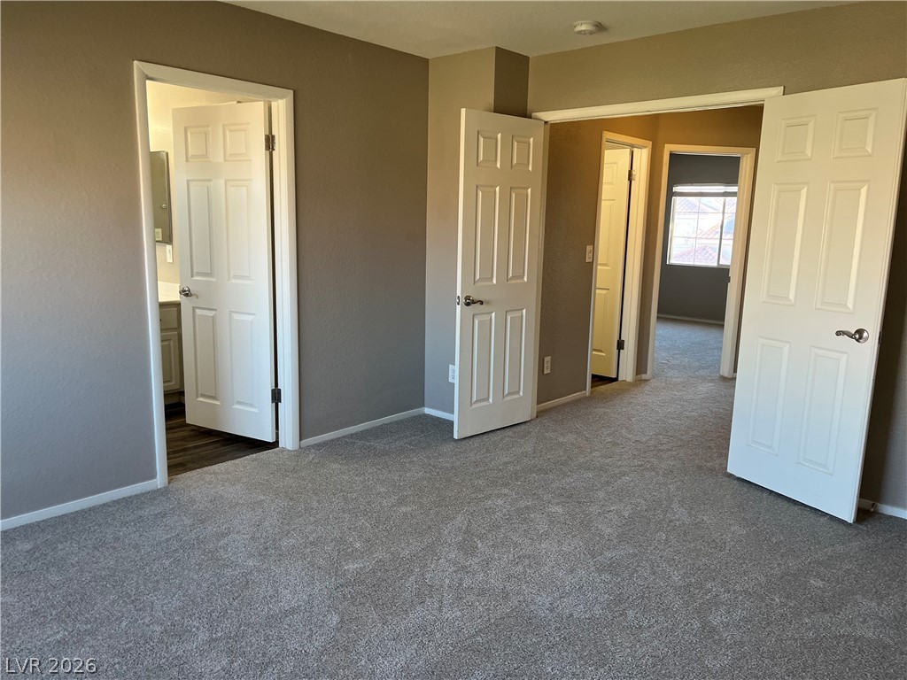 8724 Country Pines Avenue Las Vegas NV 89129