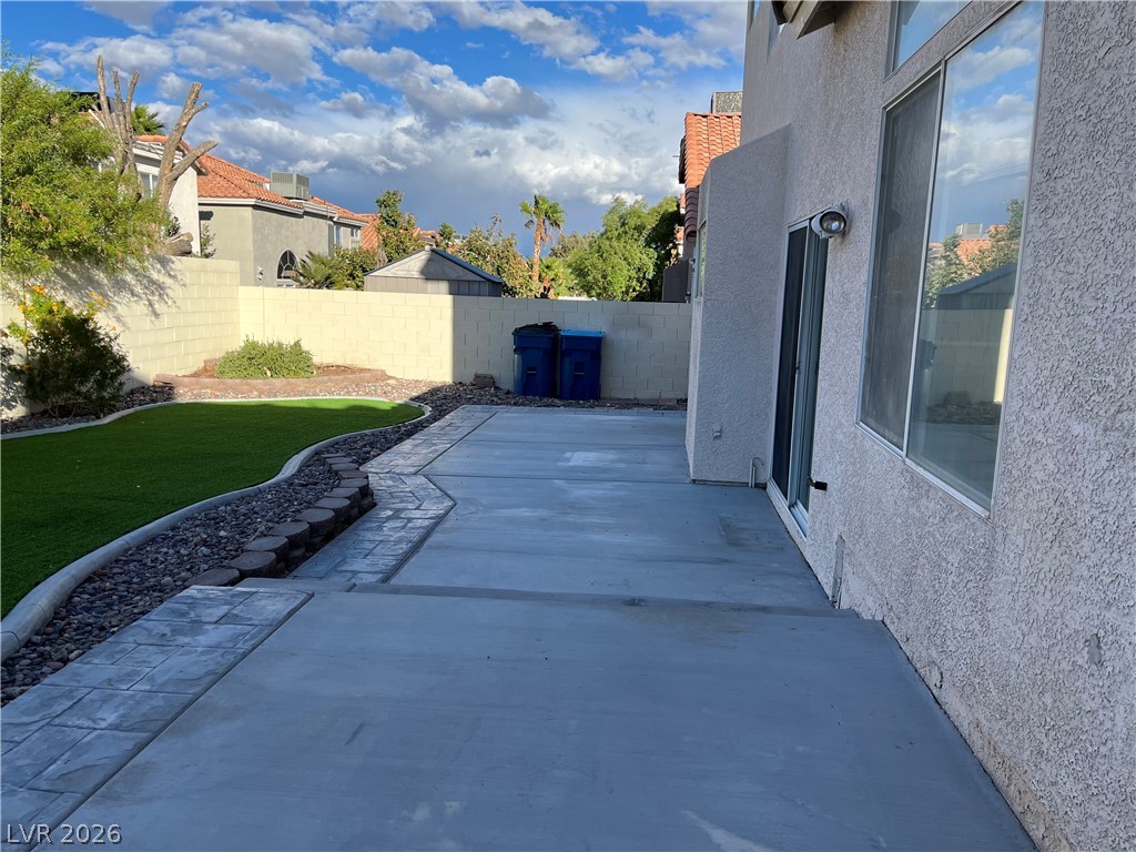 8724 Country Pines Avenue Las Vegas NV 89129