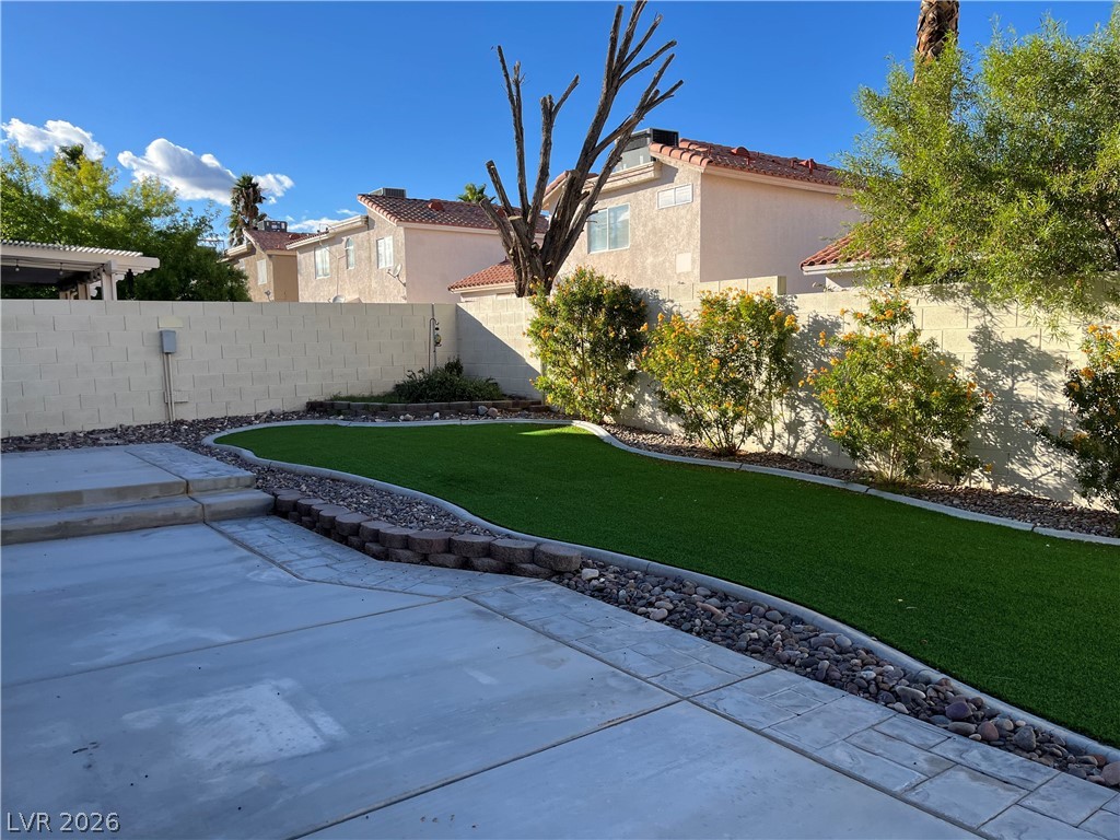 8724 Country Pines Avenue Las Vegas NV 89129