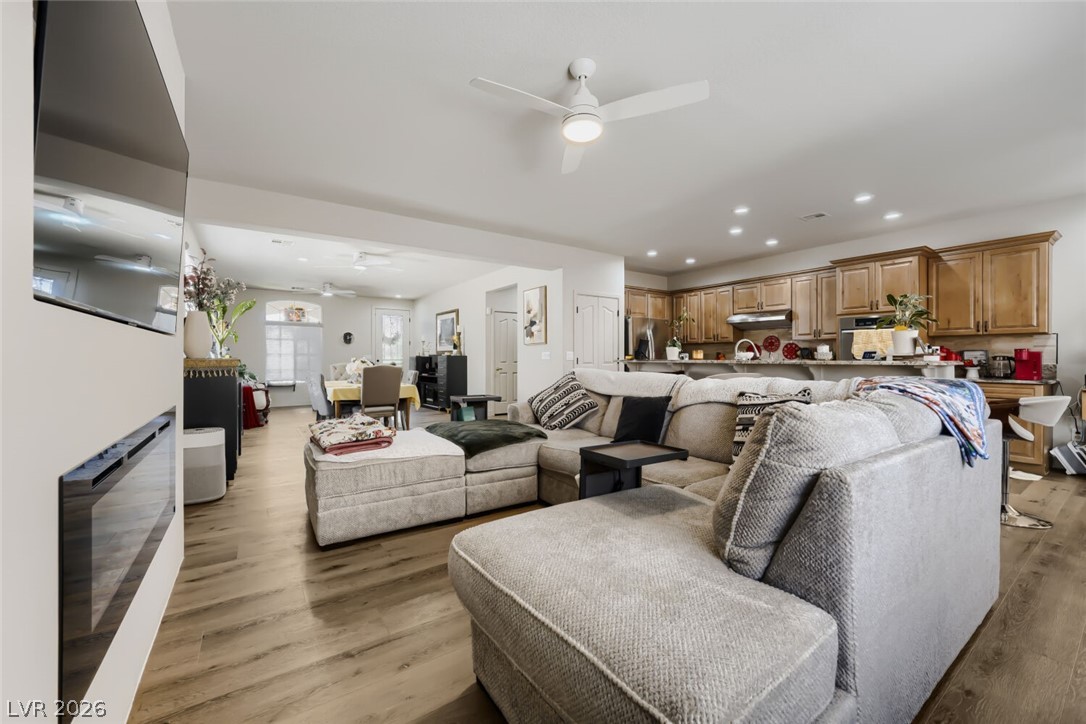 3525 Auburn Shadow Street Las Vegas NV 89129
