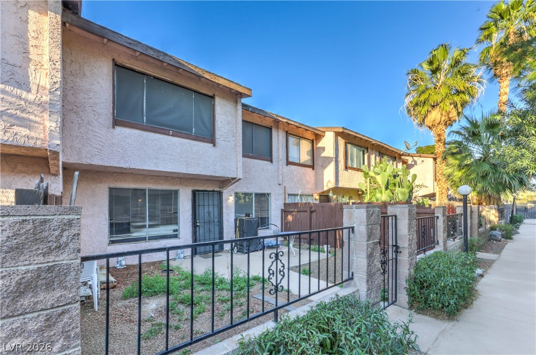 4338 Caliente Street 5 Las Vegas NV 89119