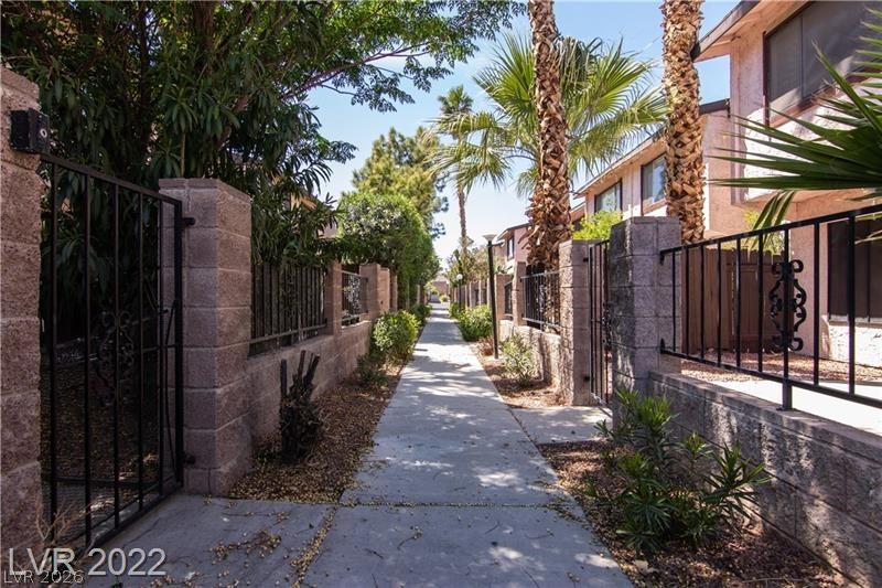 4338 Caliente Street 5 Las Vegas NV 89119