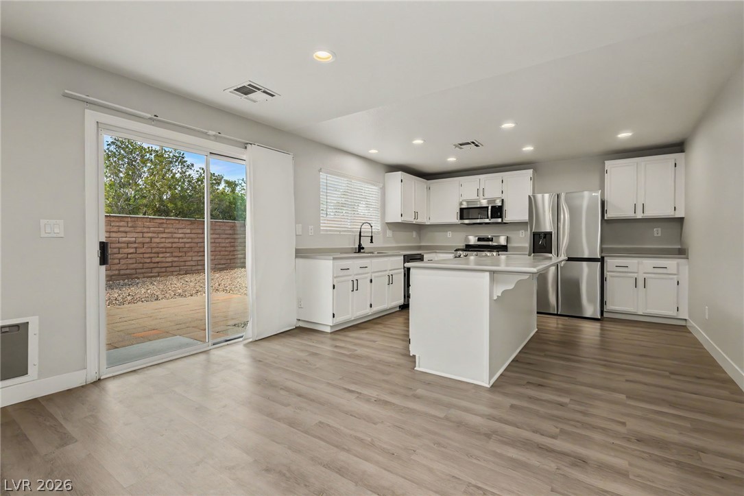 6924 Ghost Ranch Avenue Las Vegas NV 89179