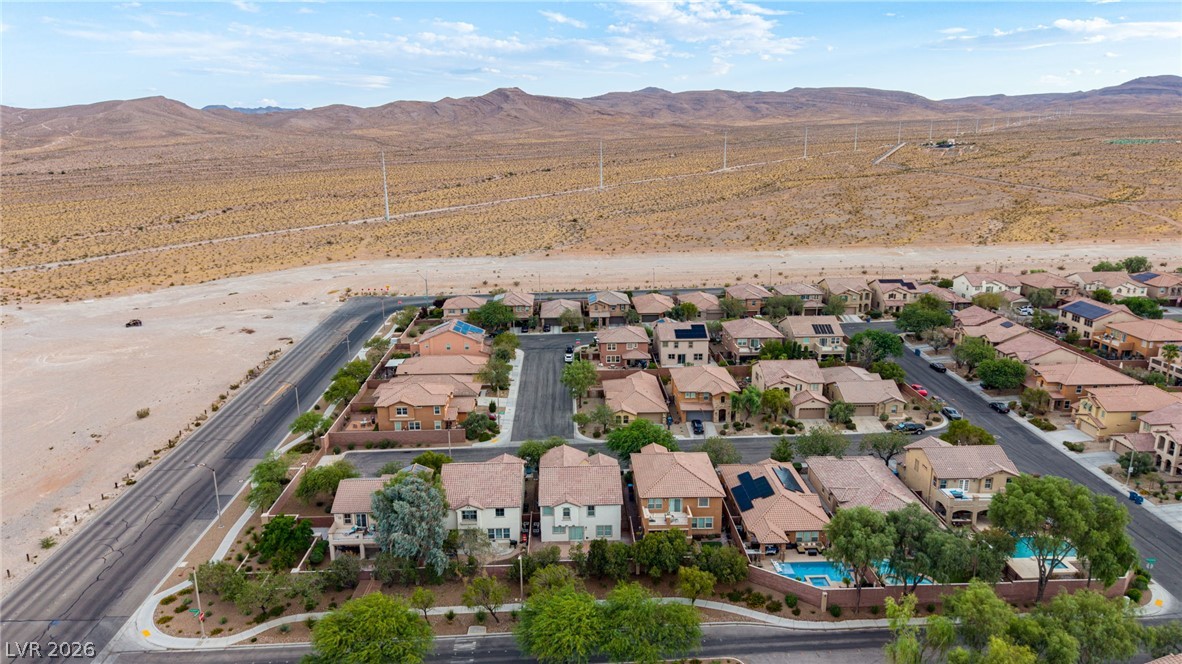 6924 Ghost Ranch Avenue Las Vegas NV 89179