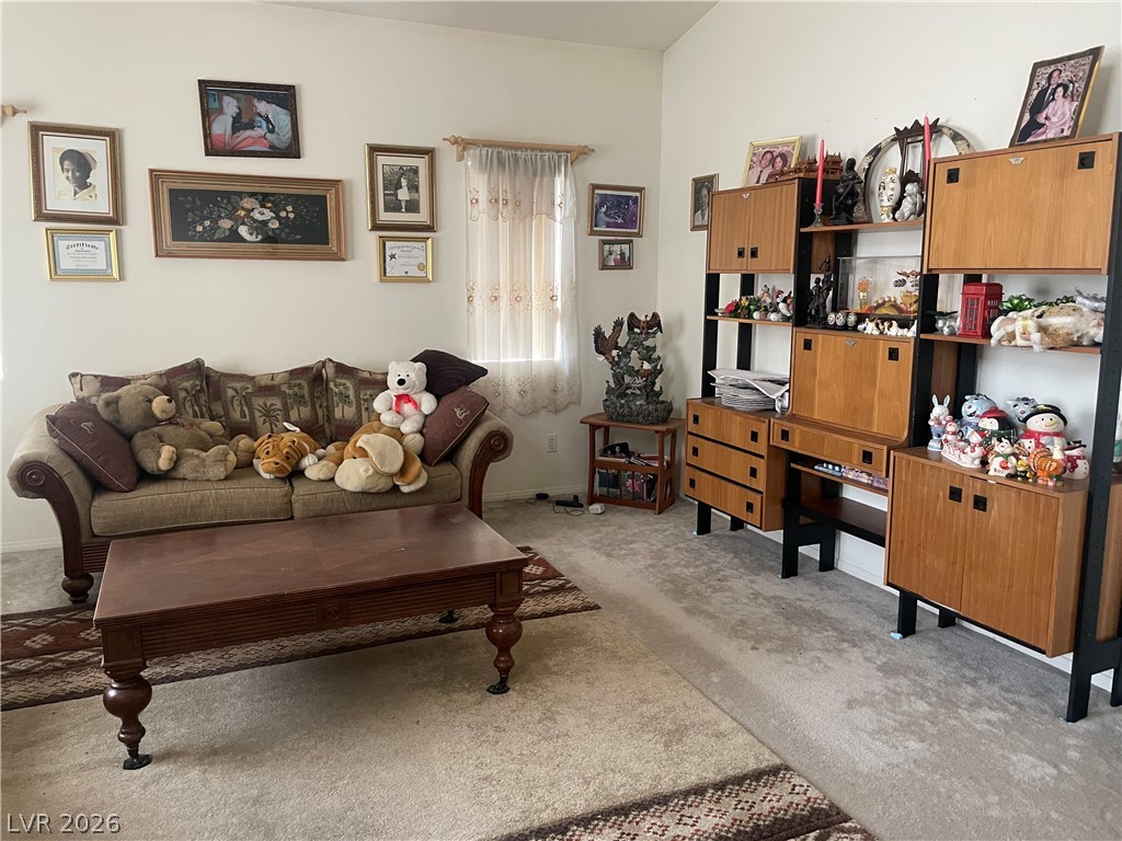 648 Hitchen Post Drive Henderson NV 89011