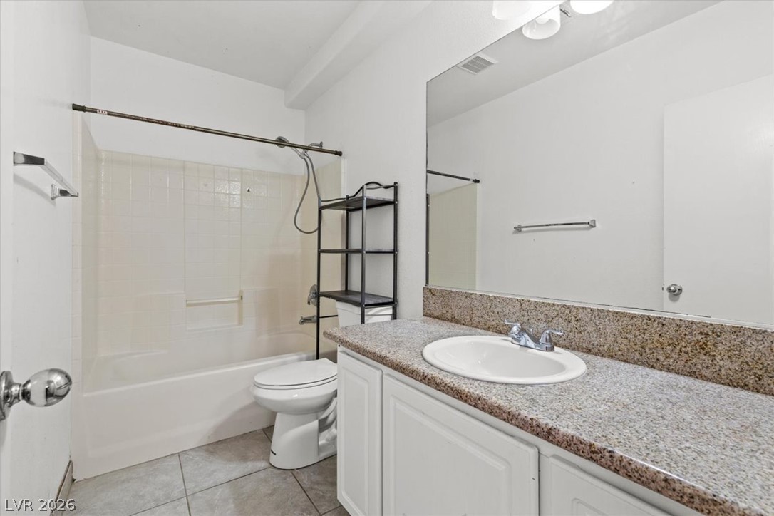 1792 East Quartz Landing Avenue Las Vegas NV 89183