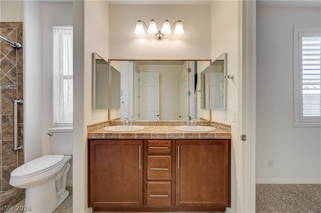 1637 Blue Cliffs Avenue Henderson NV 89014