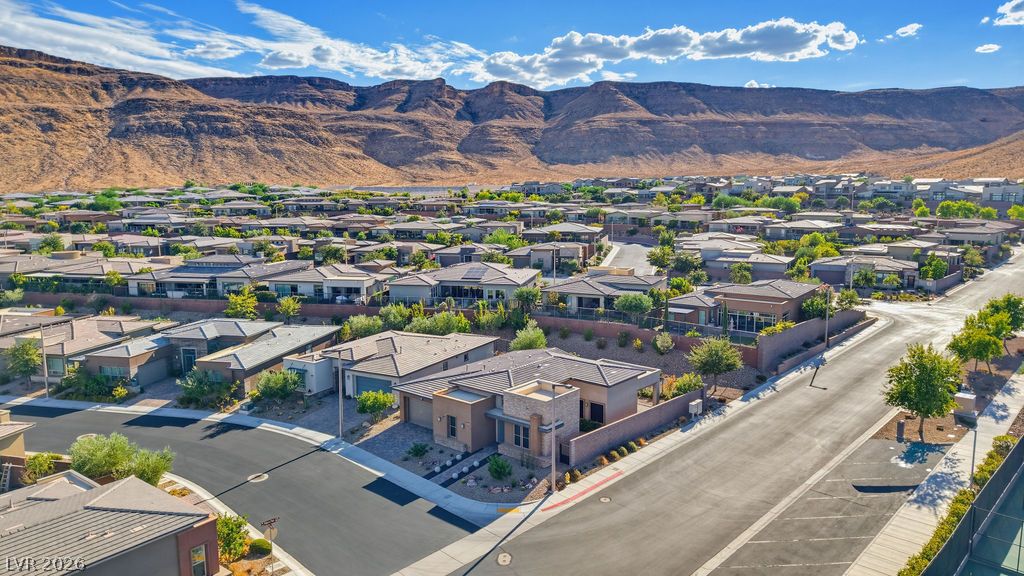 6759 Ivory Sage Street Las Vegas NV 89148