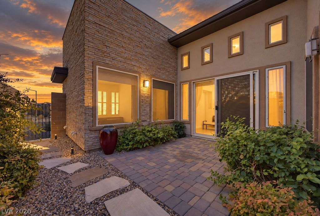 6759 Ivory Sage Street Las Vegas NV 89148