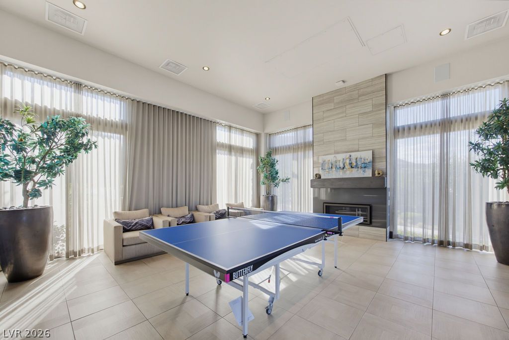 6759 Ivory Sage Street Las Vegas NV 89148