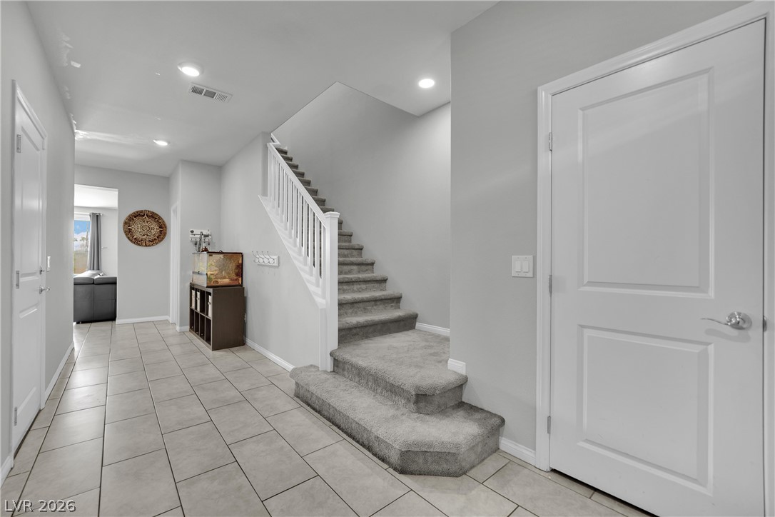 9267 Bluemist Falls Street Las Vegas NV 89123