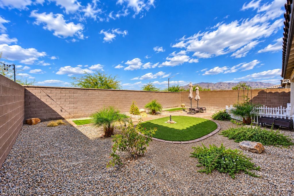 6833 Toll Mountain Street North Las Vegas NV 89086