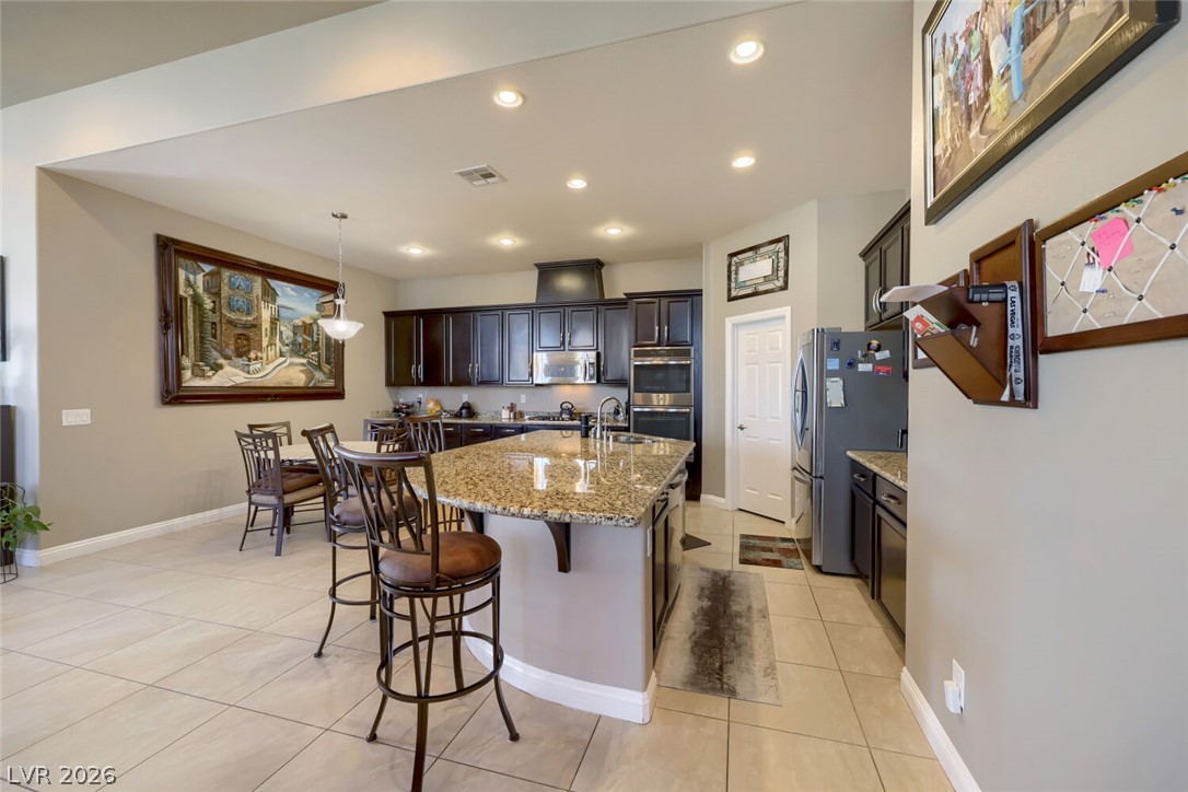 8833 Dramatic Gold Avenue Las Vegas NV 89178