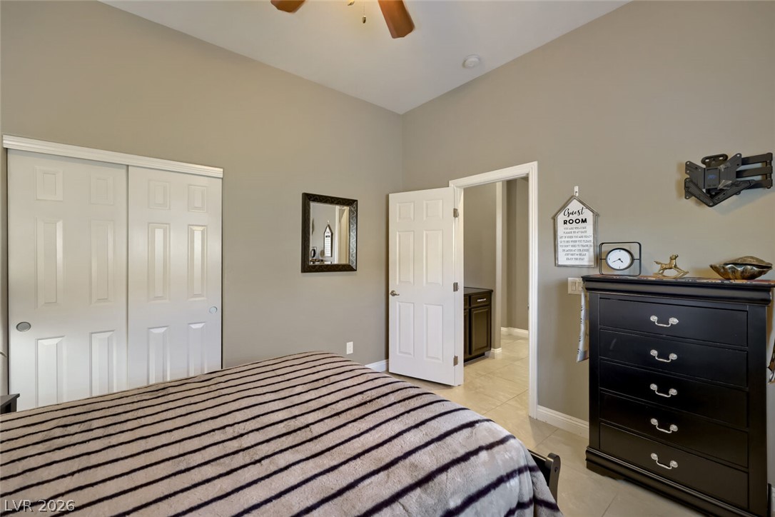 8833 Dramatic Gold Avenue Las Vegas NV 89178
