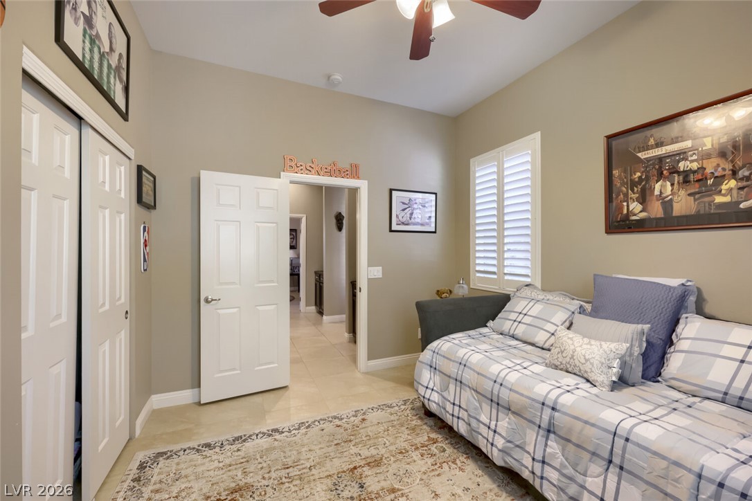 8833 Dramatic Gold Avenue Las Vegas NV 89178