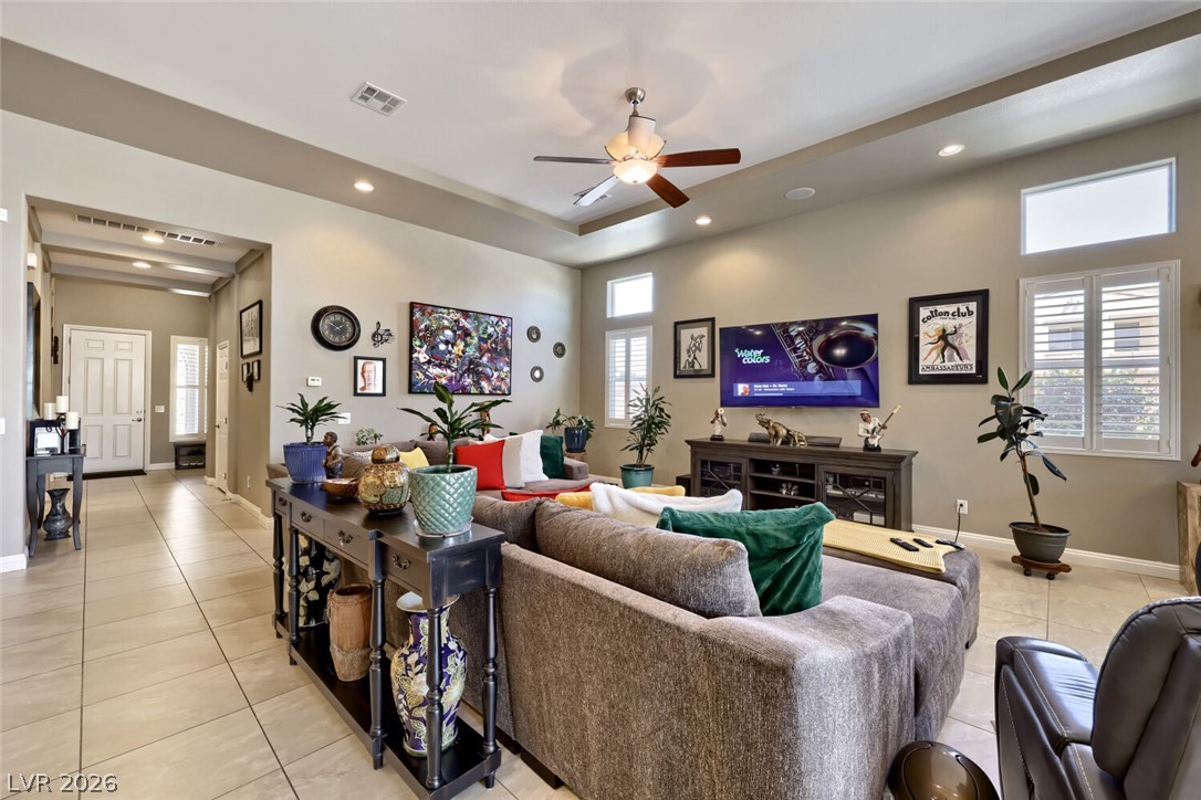 8833 Dramatic Gold Avenue Las Vegas NV 89178