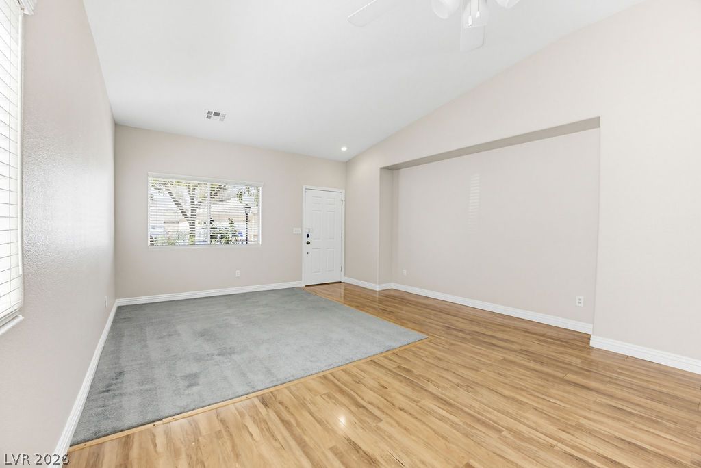 4825 Cascade Pools Avenue Las Vegas NV 89131