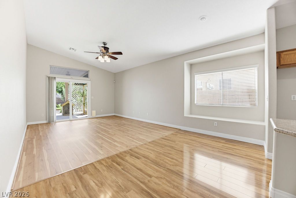 4825 Cascade Pools Avenue Las Vegas NV 89131