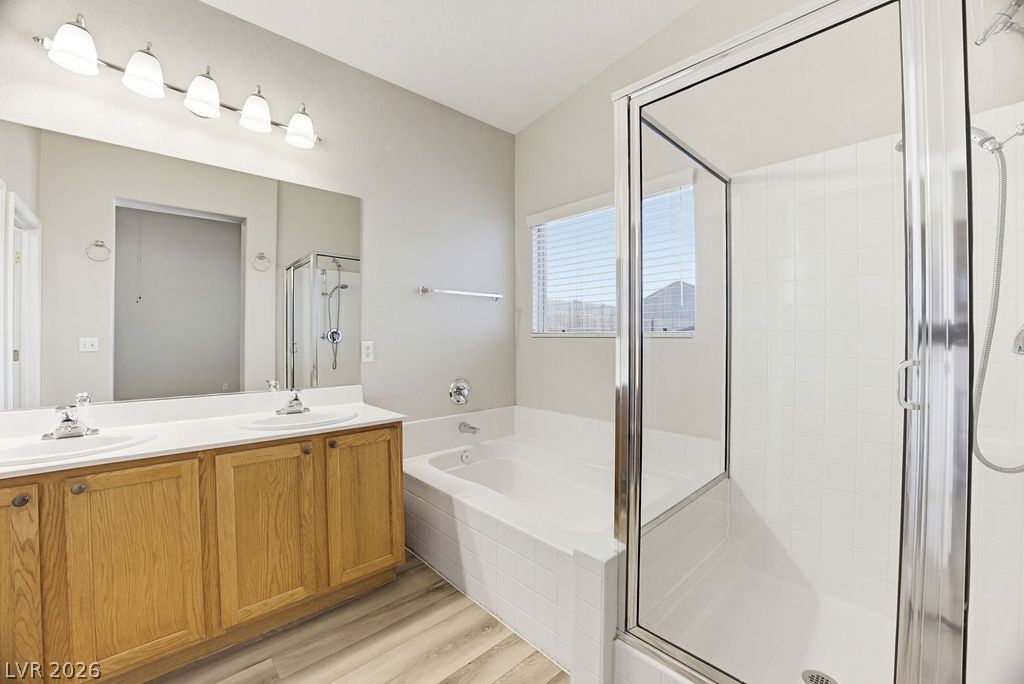 4825 Cascade Pools Avenue Las Vegas NV 89131