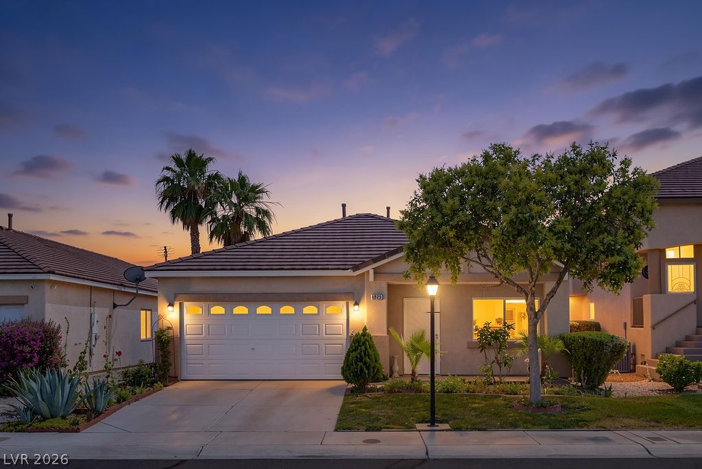 4825 Cascade Pools Avenue Las Vegas NV 89131
