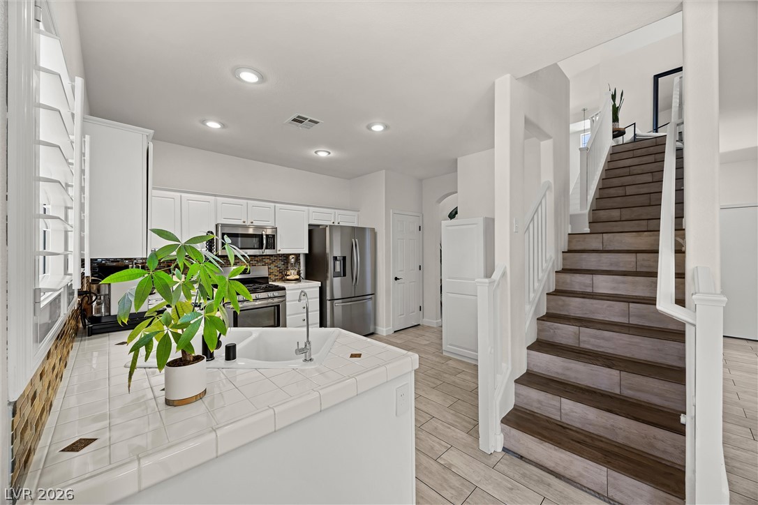 1421 Dragon Rock Drive Henderson NV 89052
