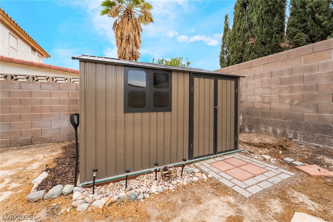 4767 Beaconsfield Street Las Vegas NV 89147