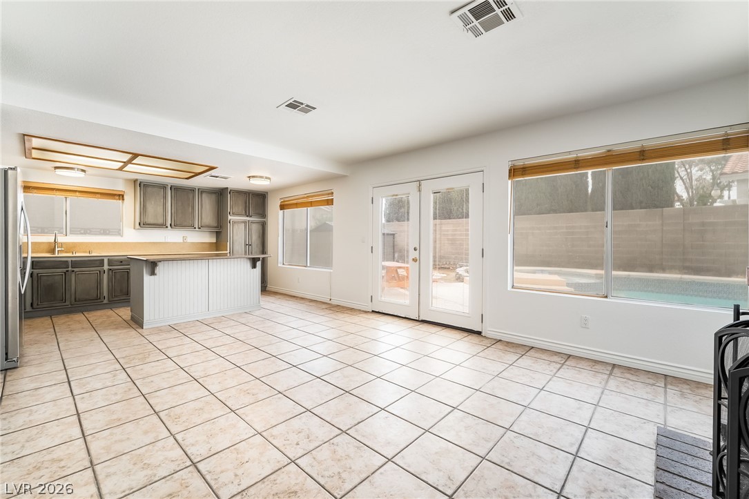 4767 Beaconsfield Street Las Vegas NV 89147