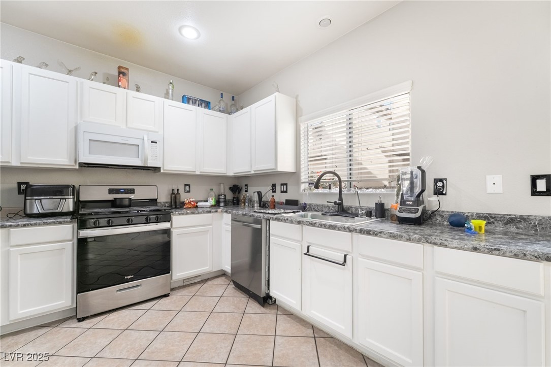 6880 Silver Eagle Avenue Las Vegas NV 89122