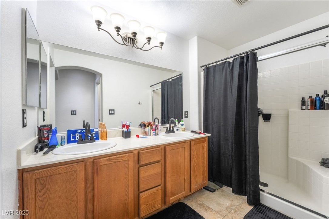 6880 Silver Eagle Avenue Las Vegas NV 89122