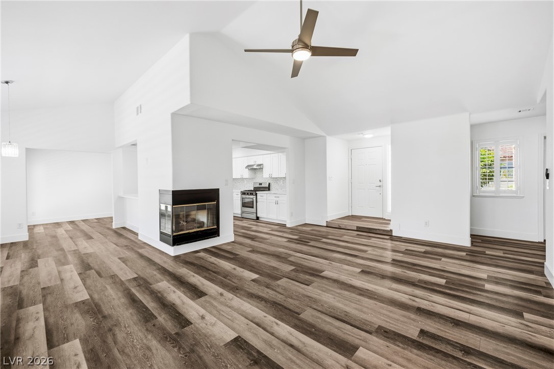 1904 Bradbury Circle Las Vegas NV 89128