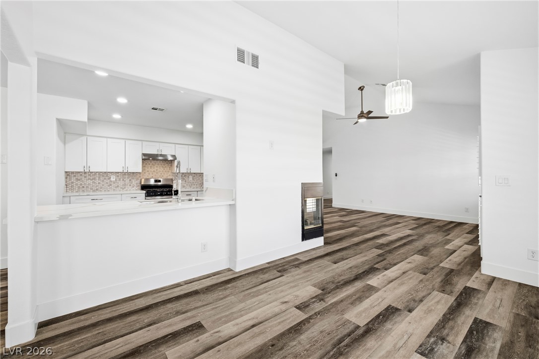 1904 Bradbury Circle Las Vegas NV 89128