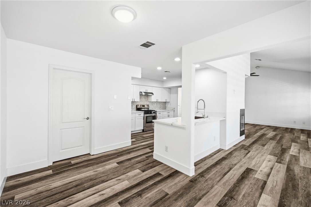 1904 Bradbury Circle Las Vegas NV 89128
