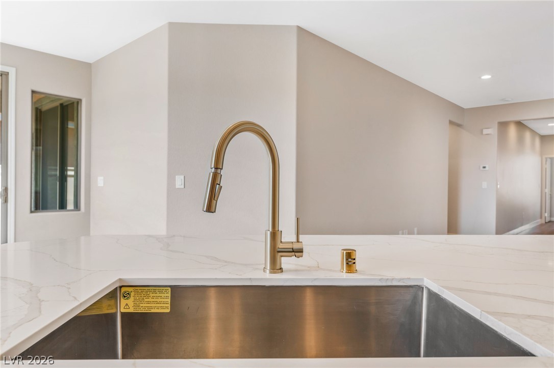 5929 Saratoga Reserve Street North Las Vegas NV 89081