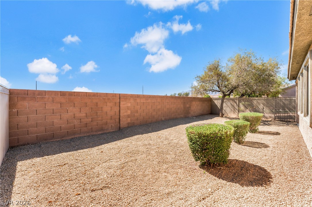 5929 Saratoga Reserve Street North Las Vegas NV 89081