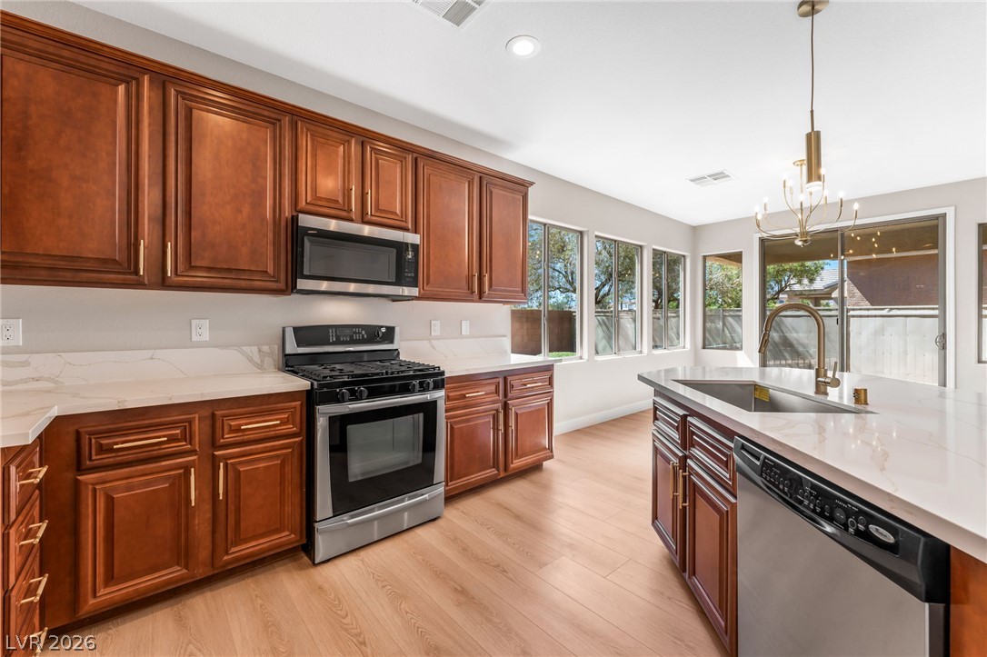 5929 Saratoga Reserve Street North Las Vegas NV 89081