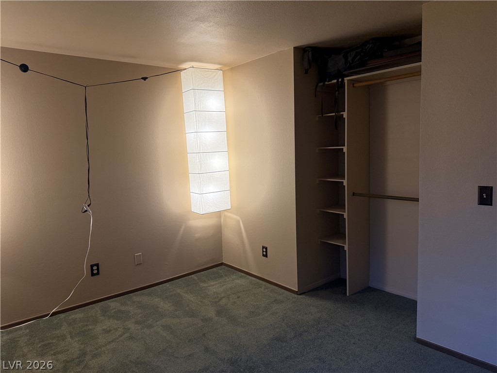 5829 Halfmoon Way Las Vegas NV 89108