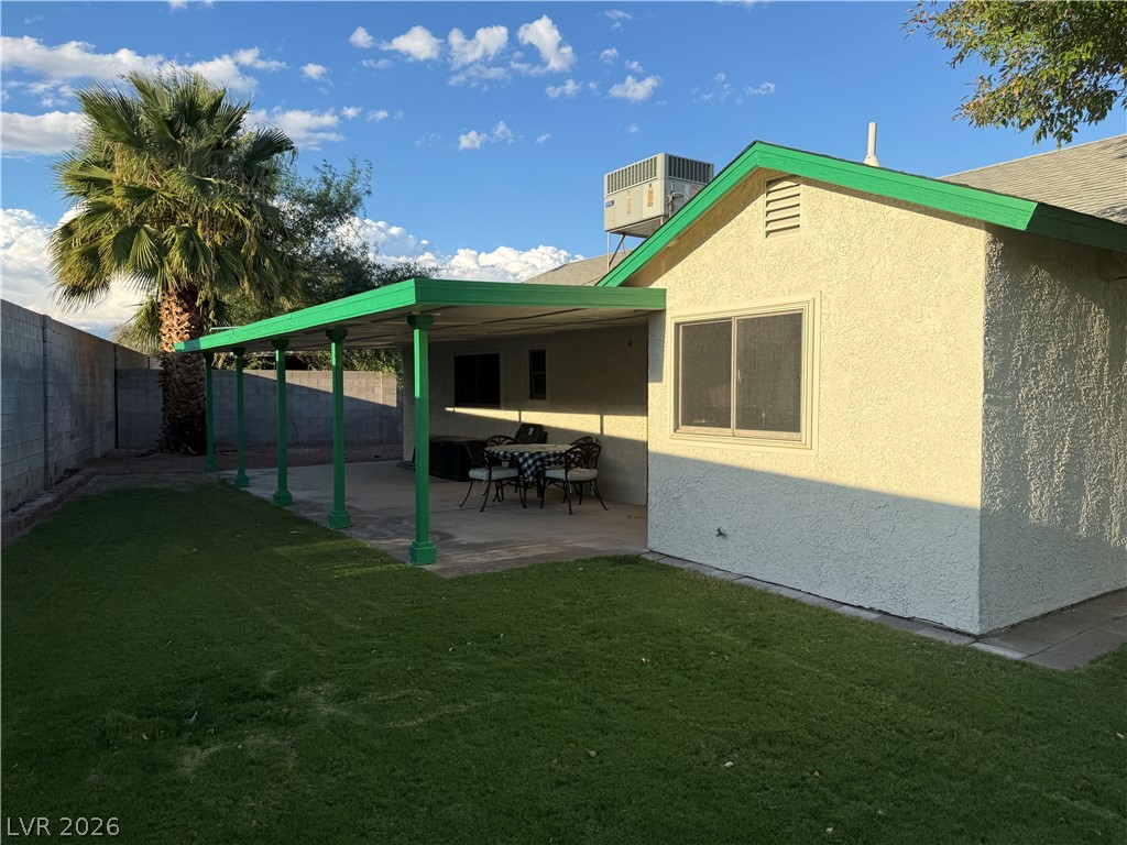 5829 Halfmoon Way Las Vegas NV 89108
