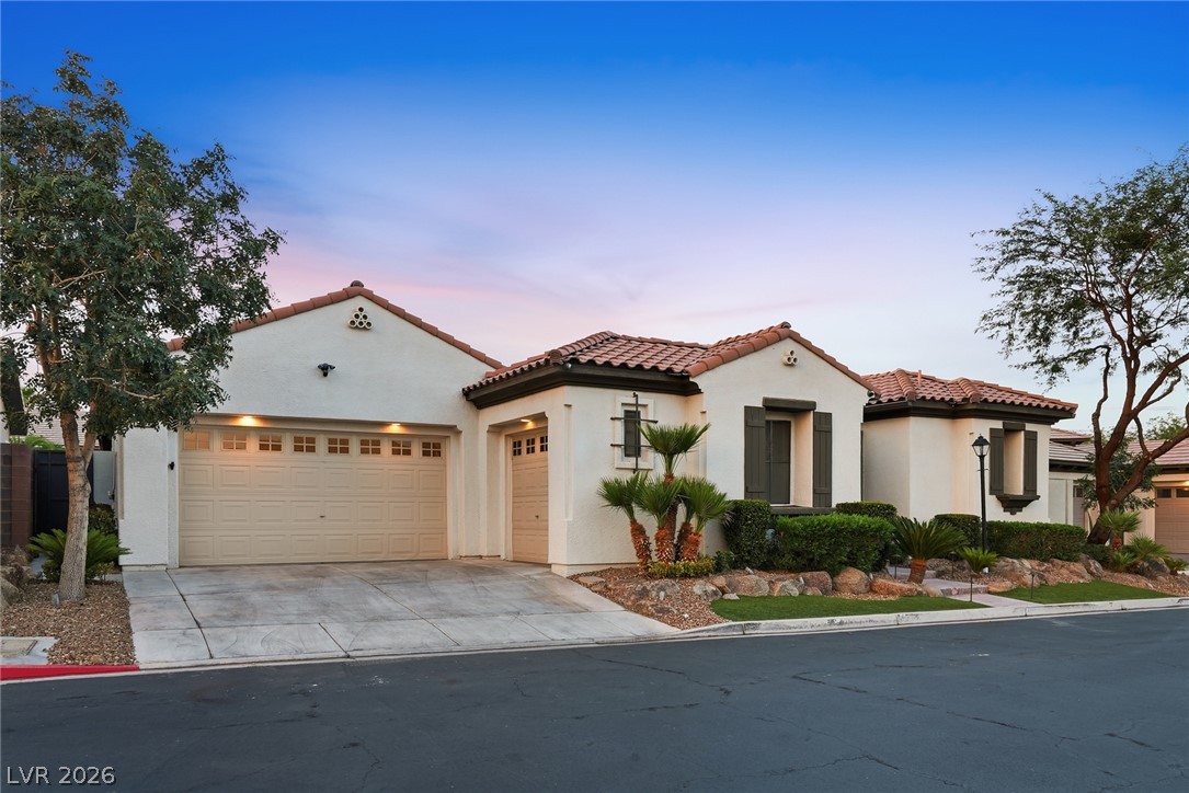 10820 Woodstream Court Las Vegas NV 89135