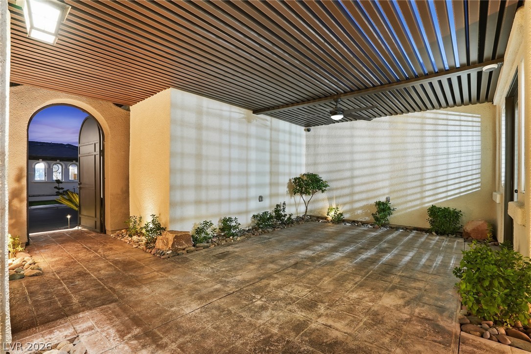 10820 Woodstream Court Las Vegas NV 89135
