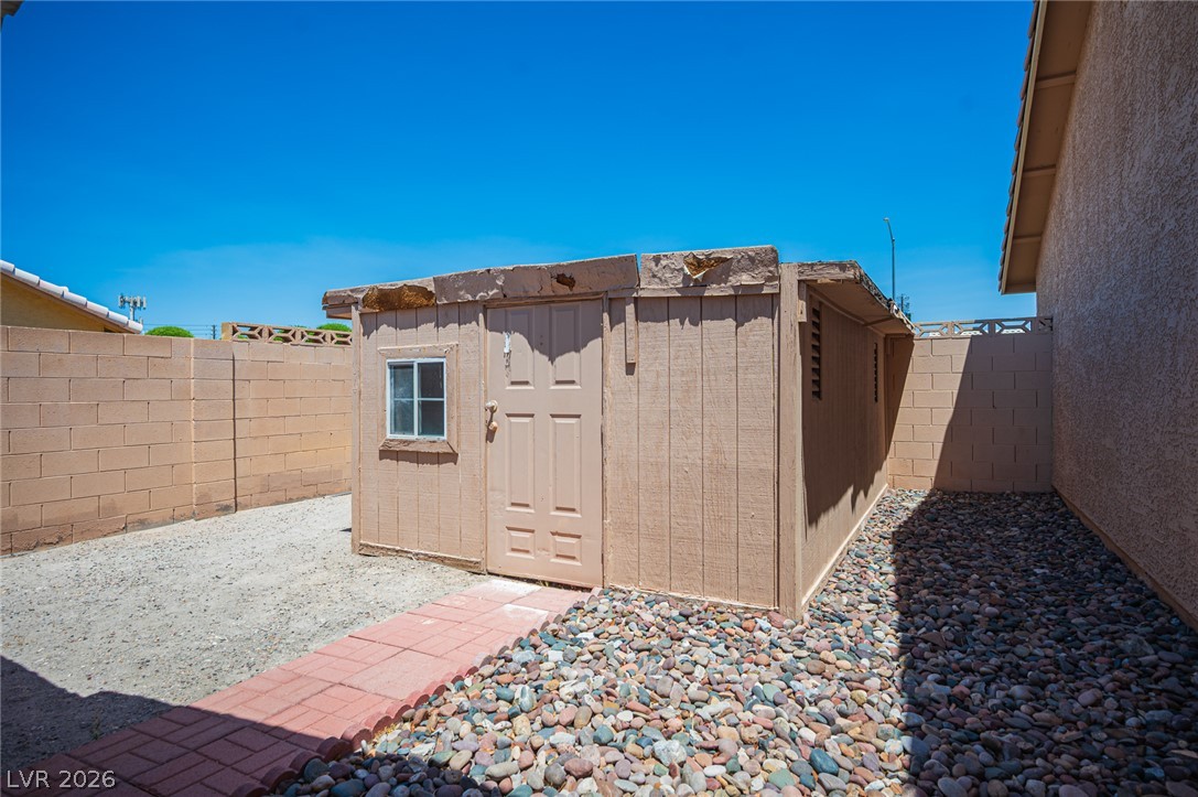 4353 Valley Regents Drive North Las Vegas NV 89032