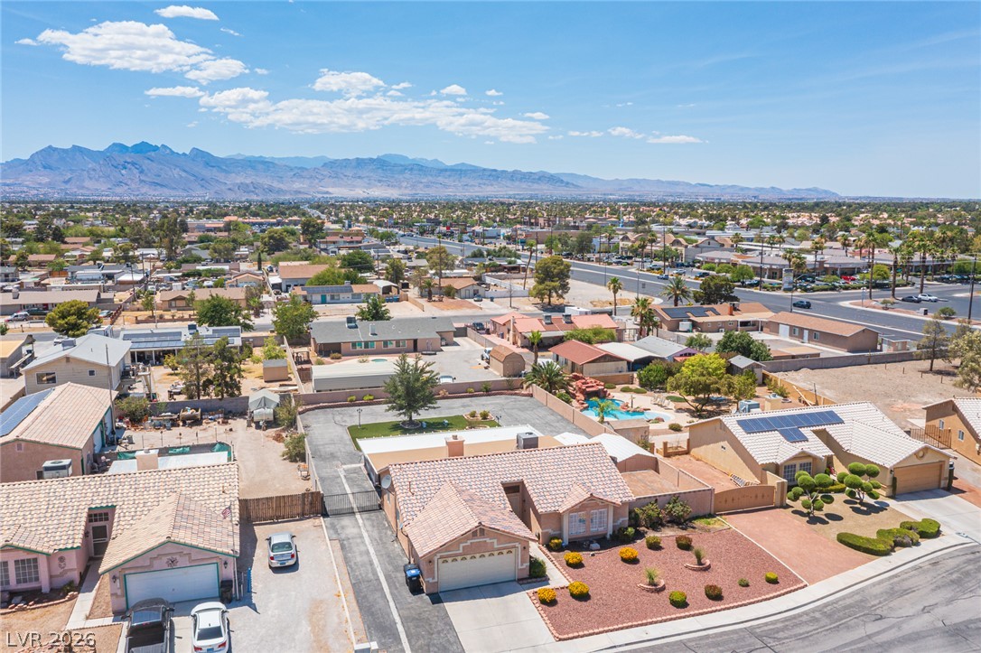 4353 Valley Regents Drive North Las Vegas NV 89032